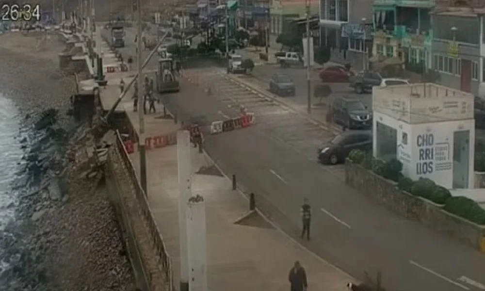 435443 1770709