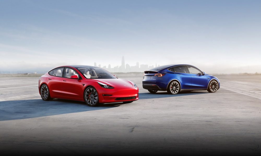 Archivo: Tesla
