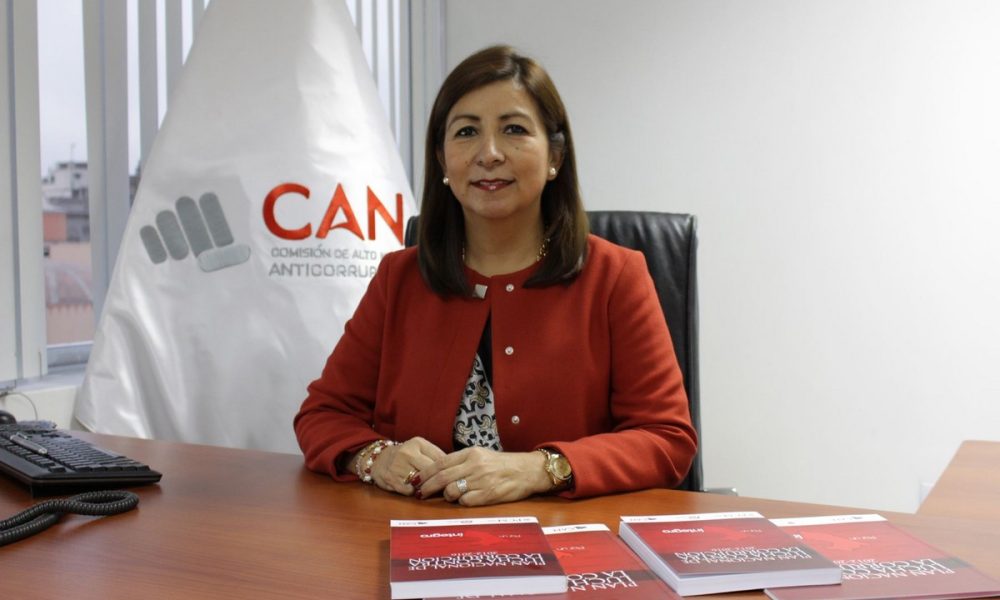 Archivo: Caretas