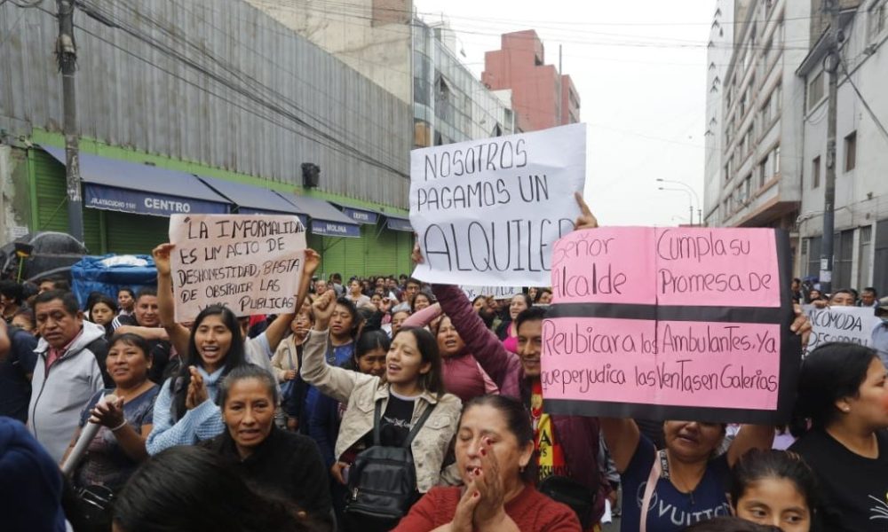 Archivo: La República