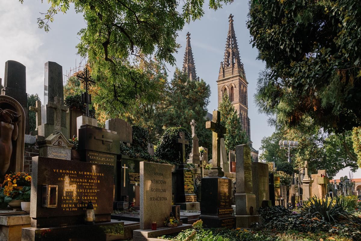 Vysehrad Cemetery