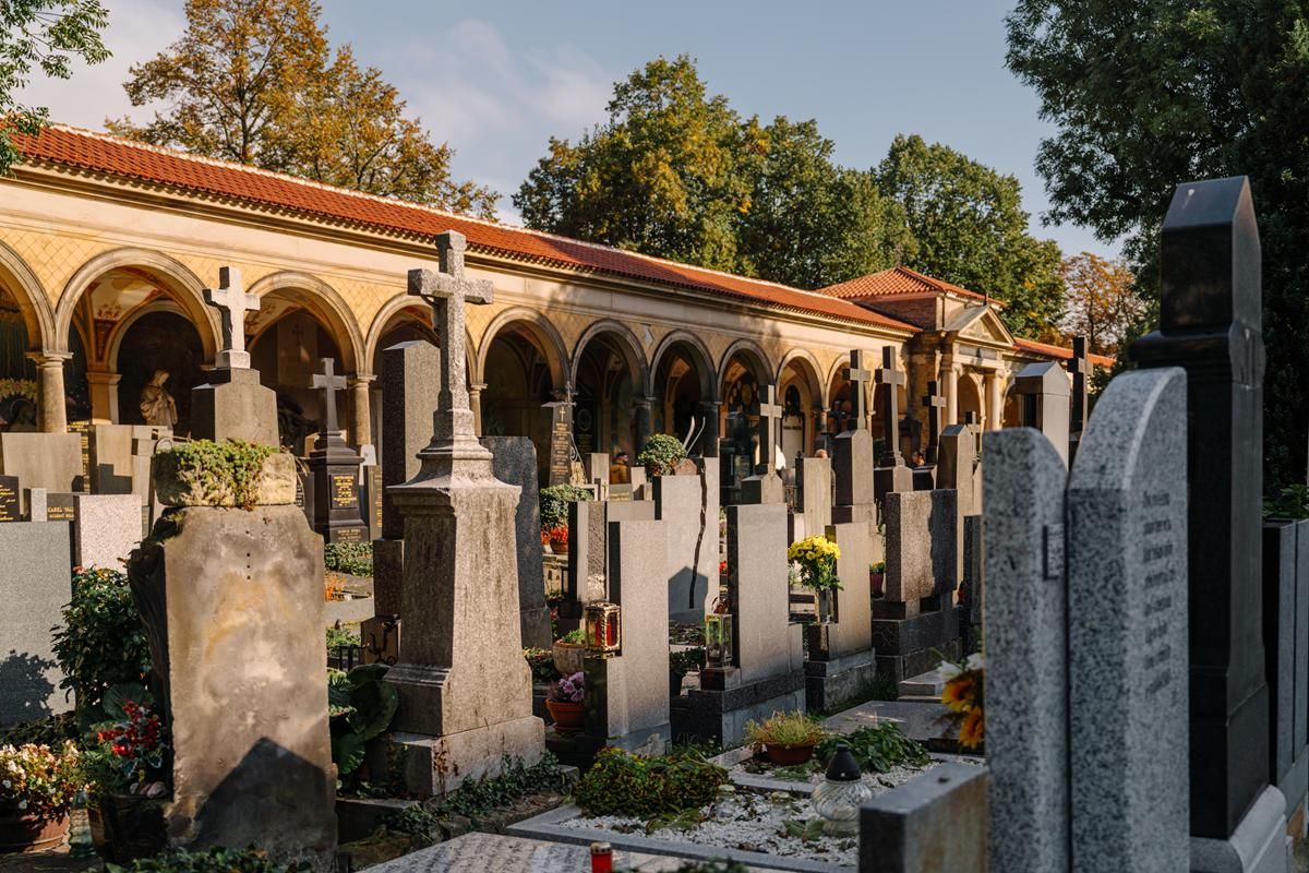Vysehrad Cemetery3