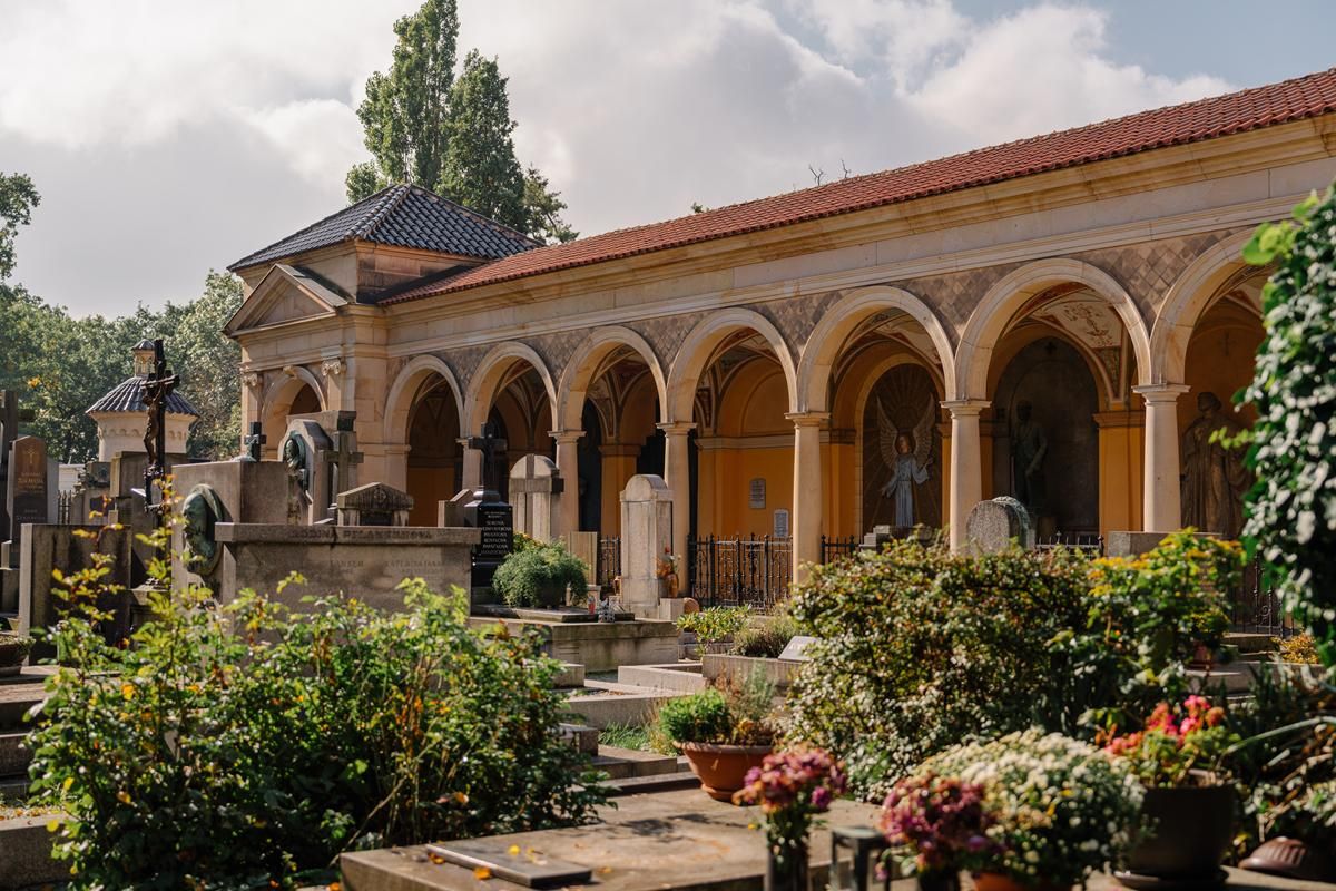 Vysehrad Cemetery5