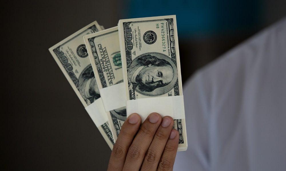 zoom dollars